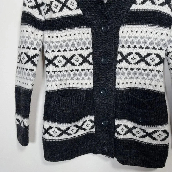 Sansara  Chunky Sweater - Picture 5 of 15